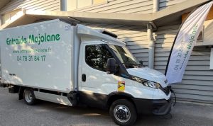 Véhicule électrique de l'entraide majolane